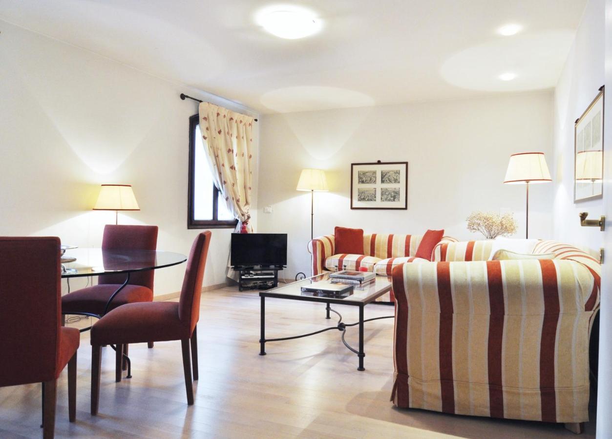 Appartamento con 2 Camere da Letto